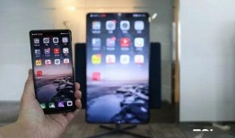 最新小屏手机爆料视频播放